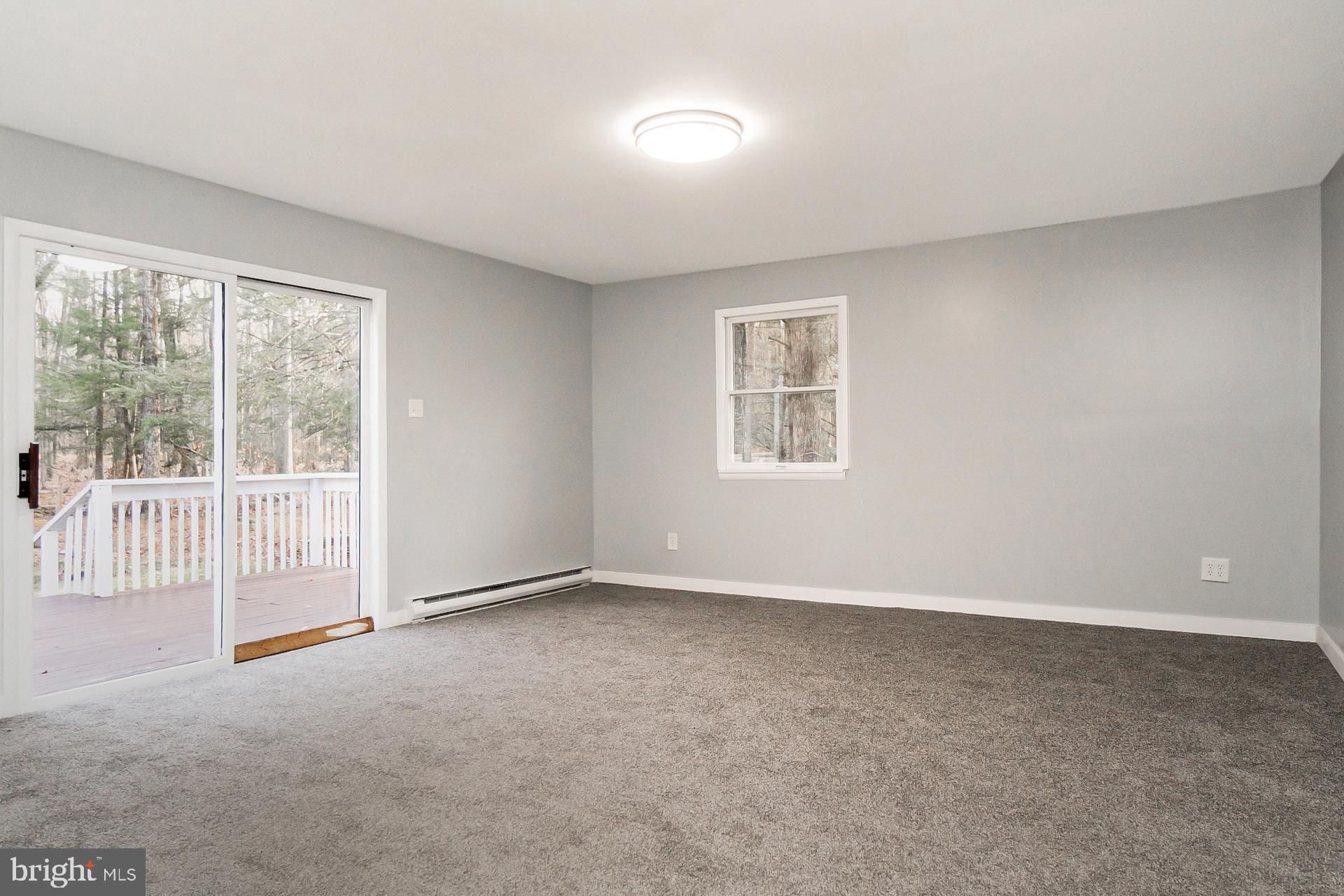 HOLIDAY POCONO - Residential