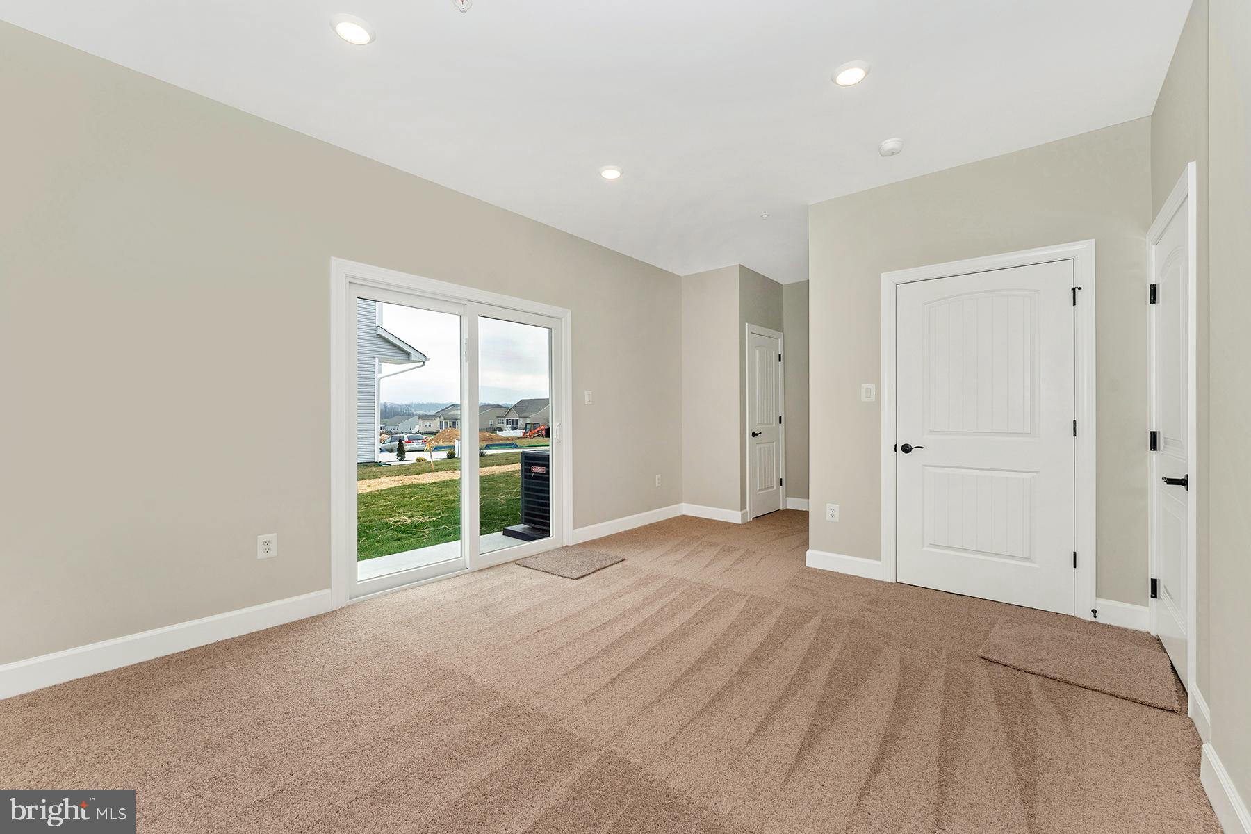 BRIMINGTON FARM - Residential