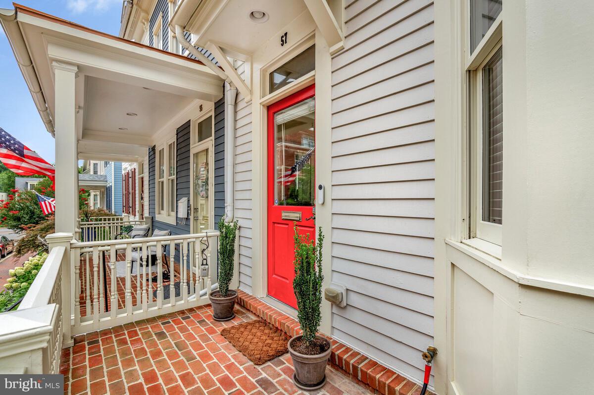 ACTONS LANDING CONDOS - Residential