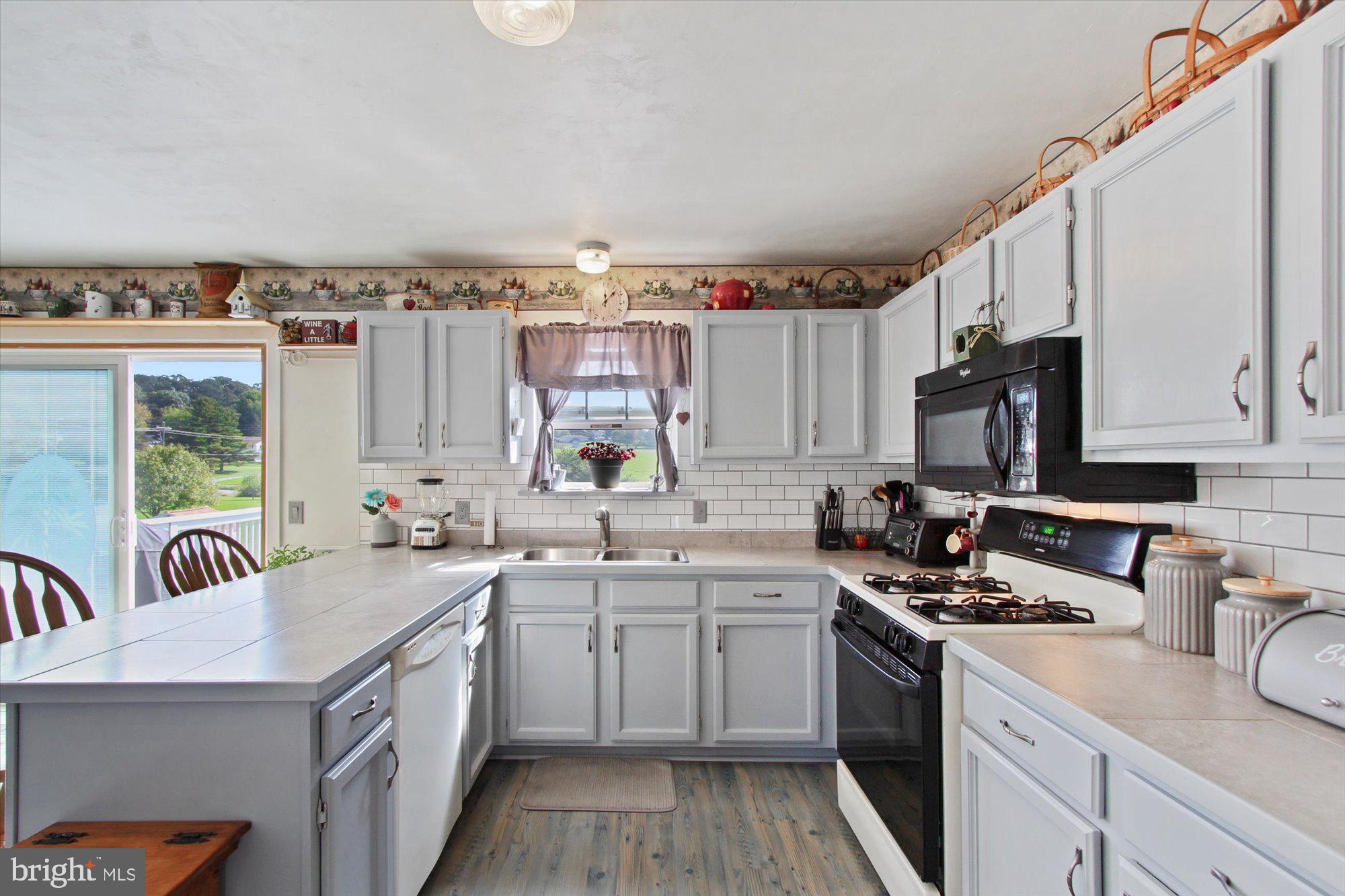 INDIAN MEADOWS - Residential
