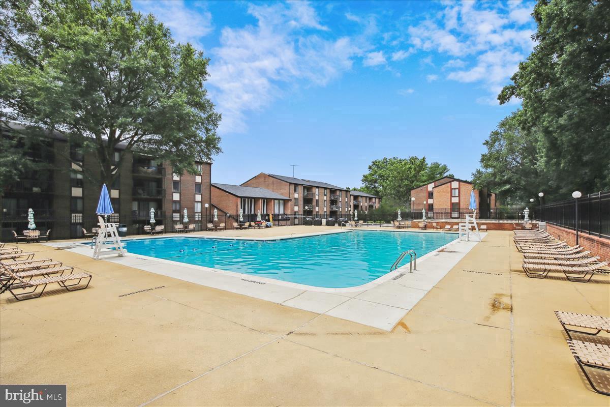 FAIRFAX COUNTY - Residential