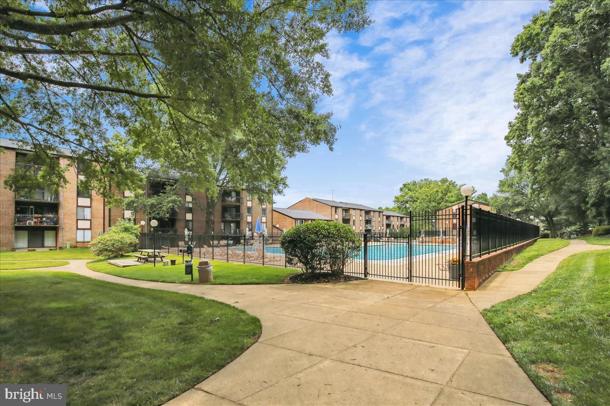 FAIRFAX COUNTY - Residential