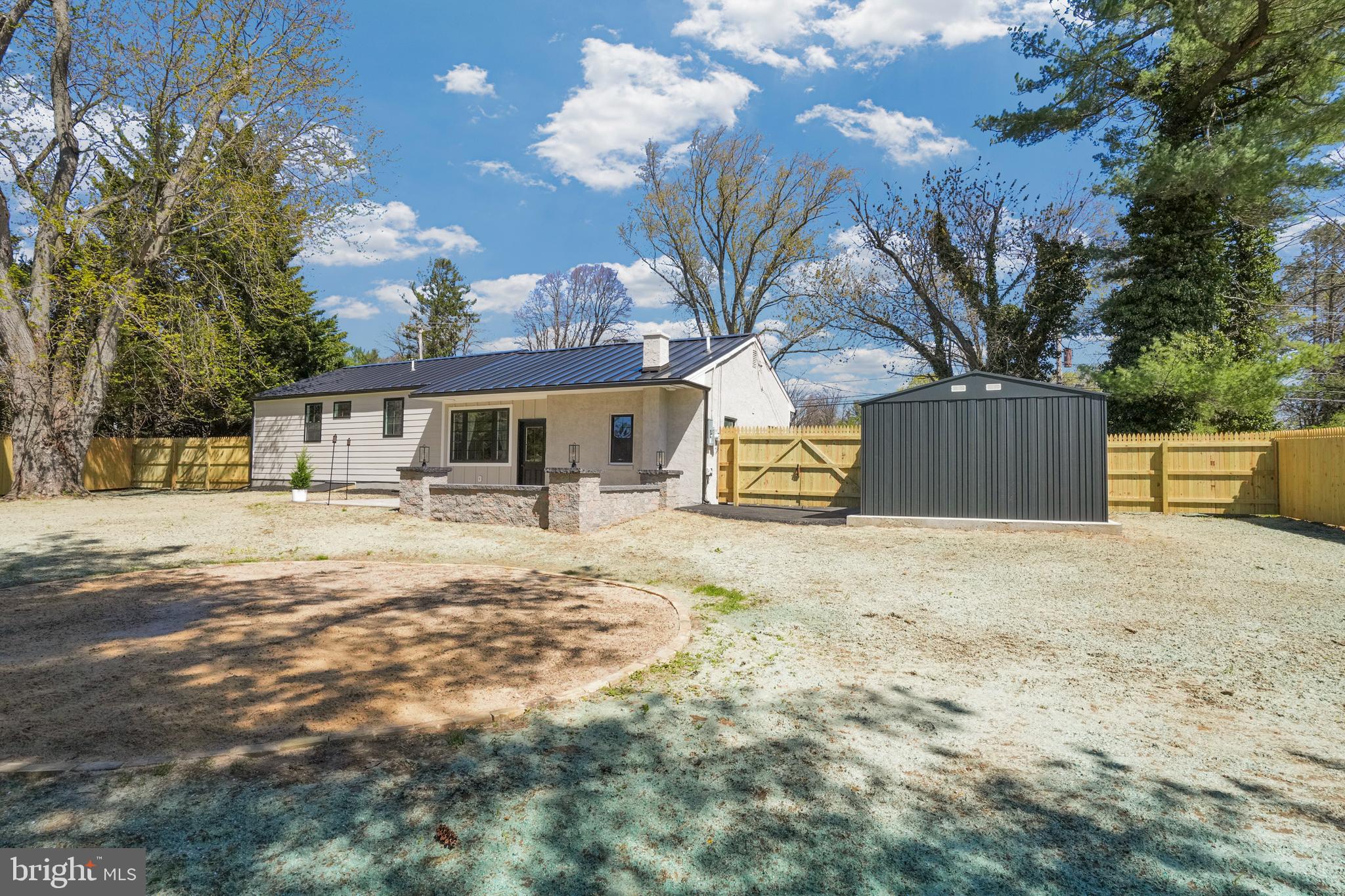 GARY TERRACE - Commercial Sale