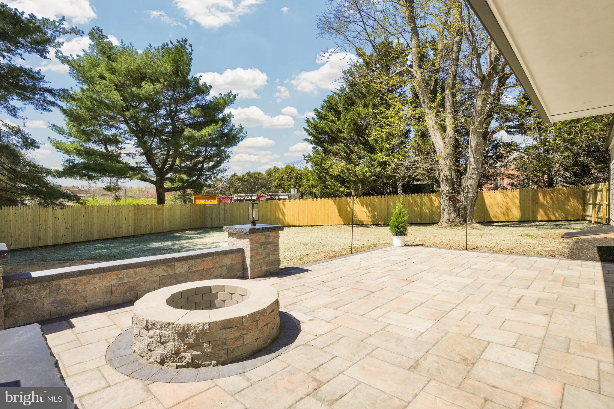 GARY TERRACE - Commercial Sale