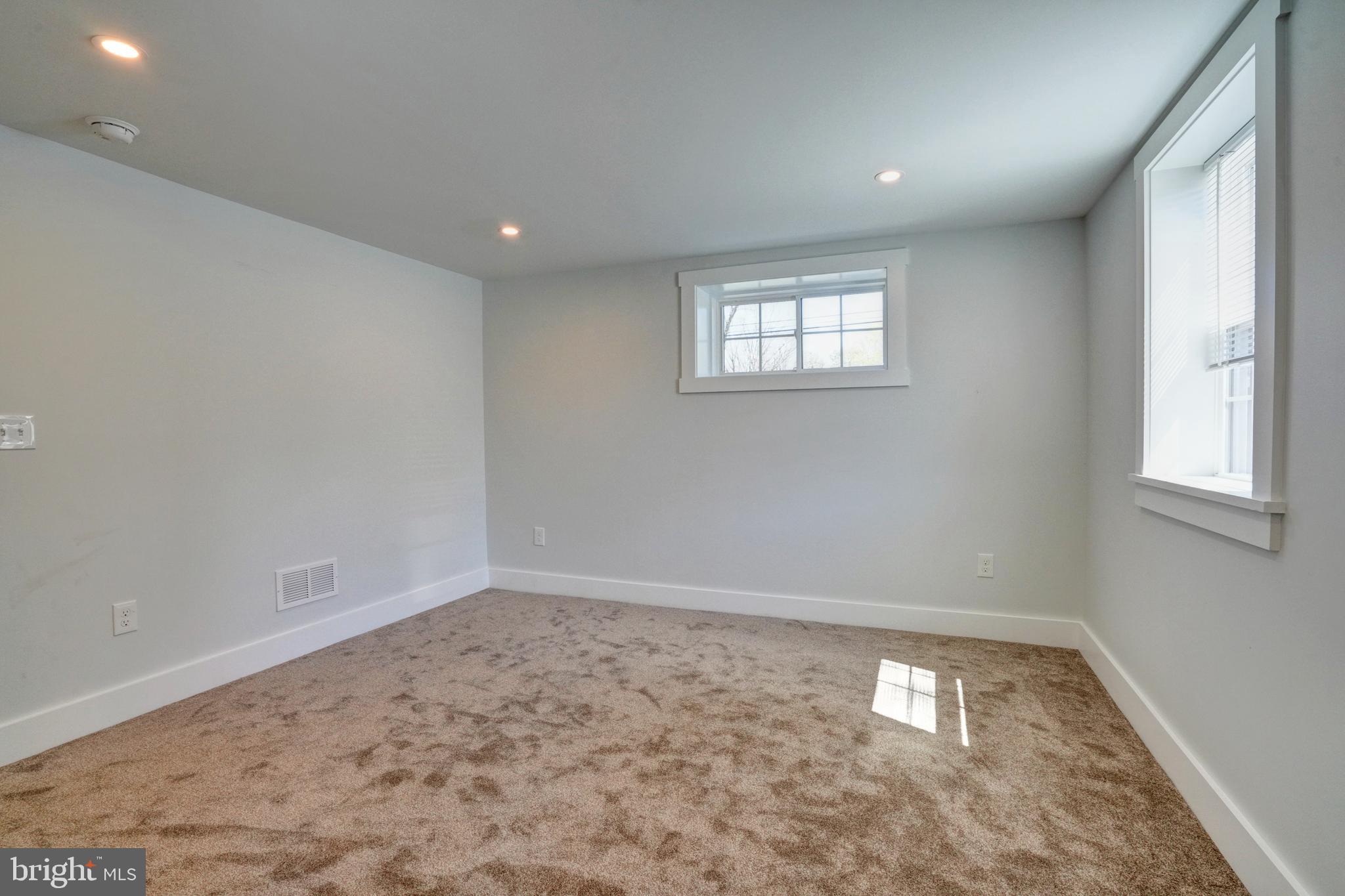 GARY TERRACE - Commercial Sale