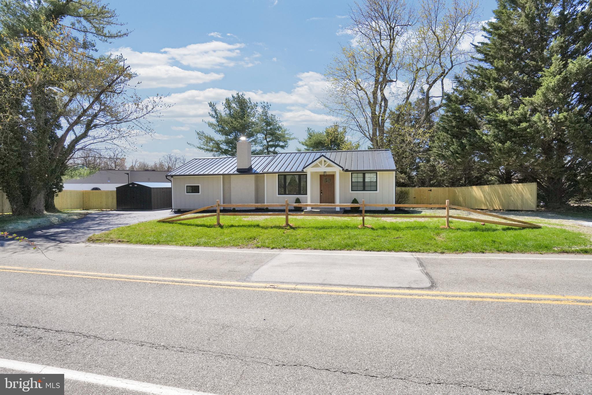 GARY TERRACE - Commercial Sale