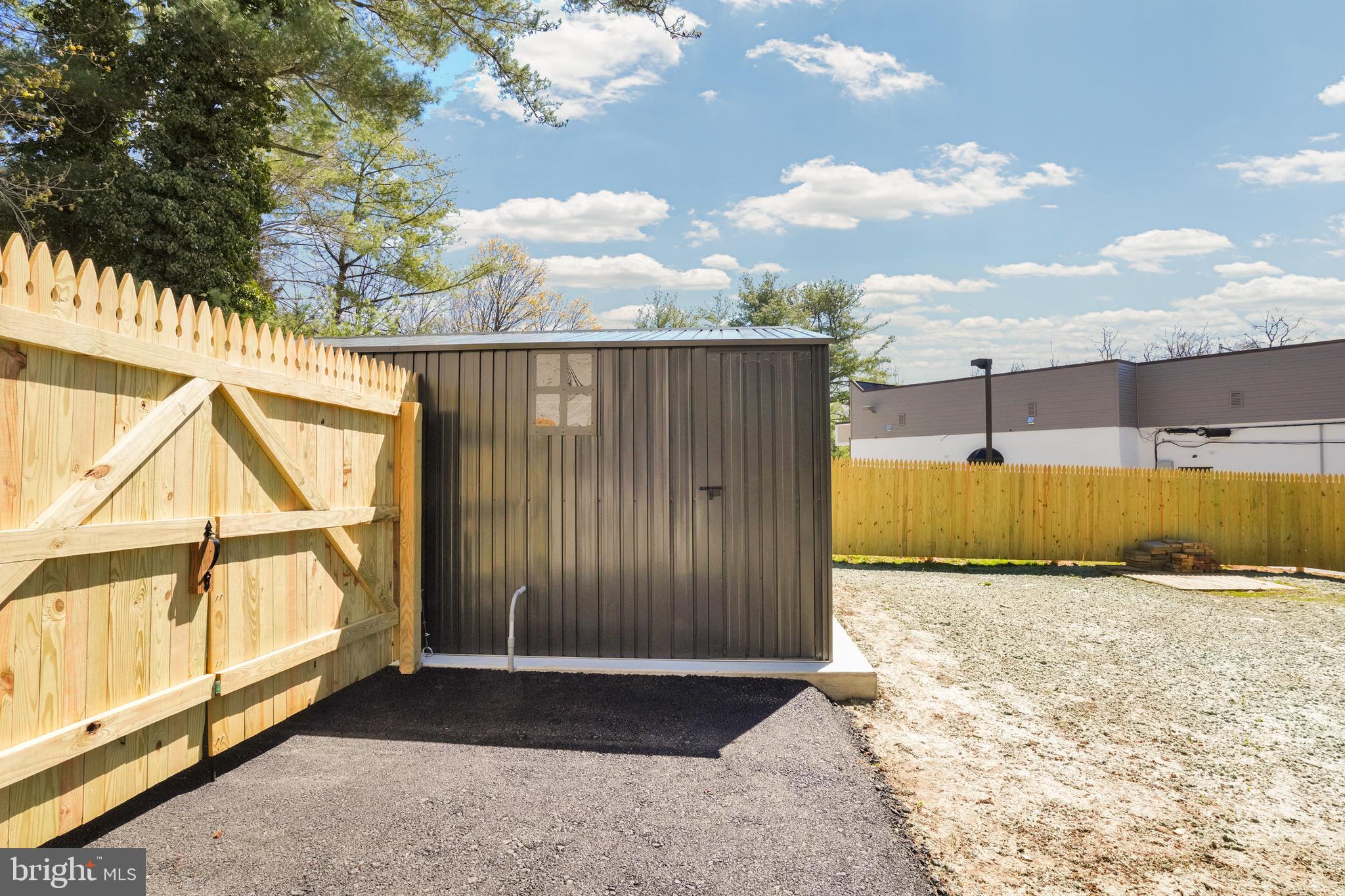 GARY TERRACE - Commercial Sale