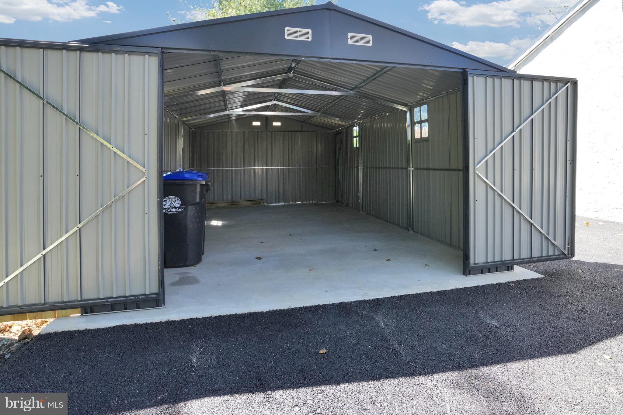 GARY TERRACE - Commercial Sale