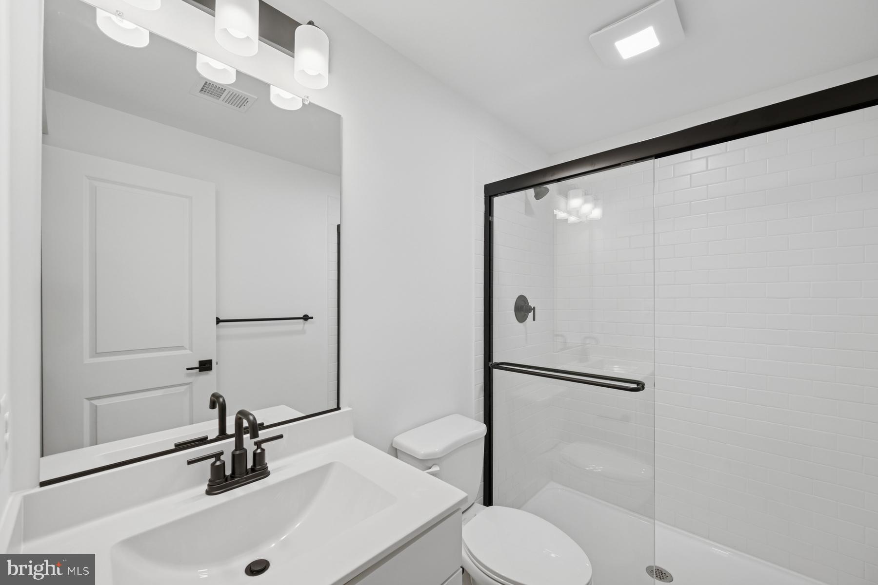 THE ENCLAVE AT CARROLLTON MANOR - Residential