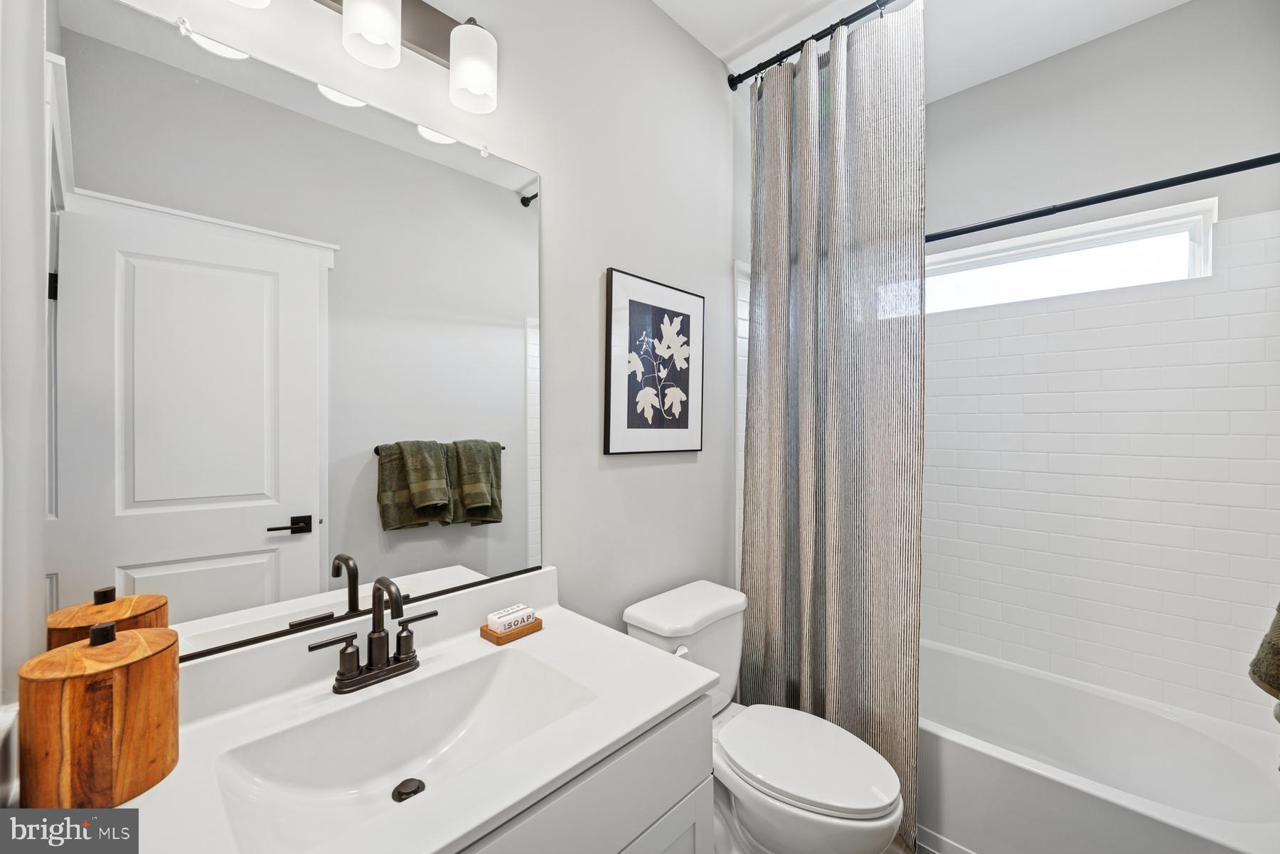 THE ENCLAVE AT CARROLLTON MANOR - Residential