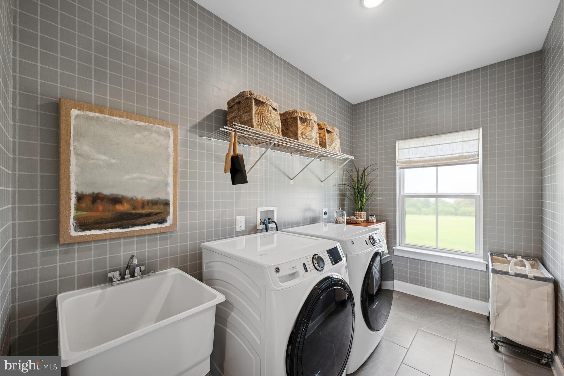 THE ENCLAVE AT CARROLLTON MANOR - Residential