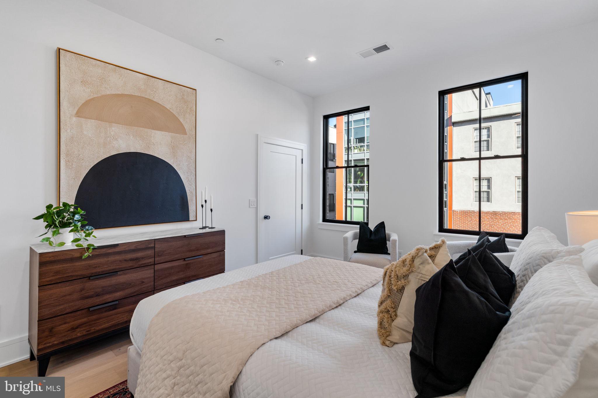 OLD CITY - Residential