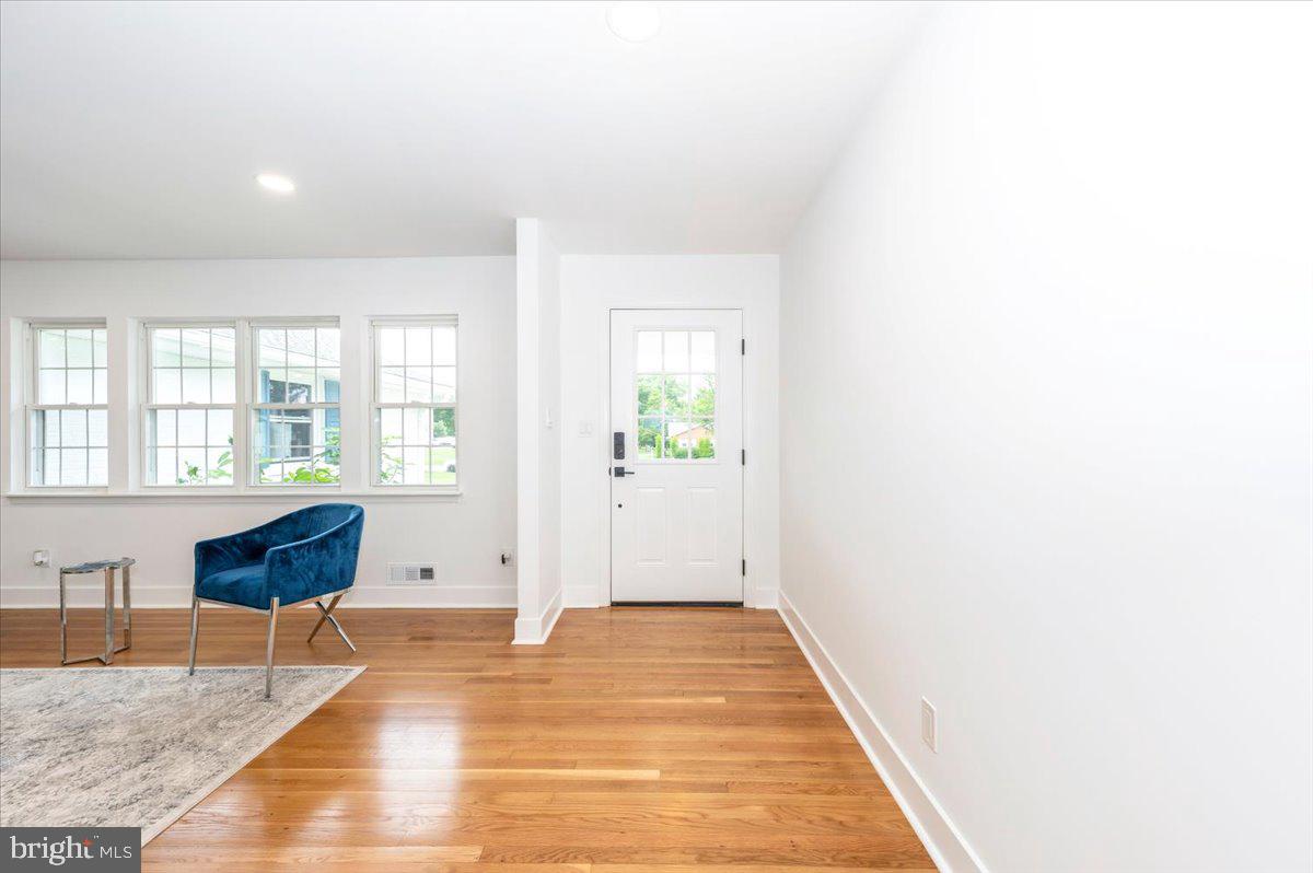 PT ROCKVILLE OUT RES. 3 - Residential