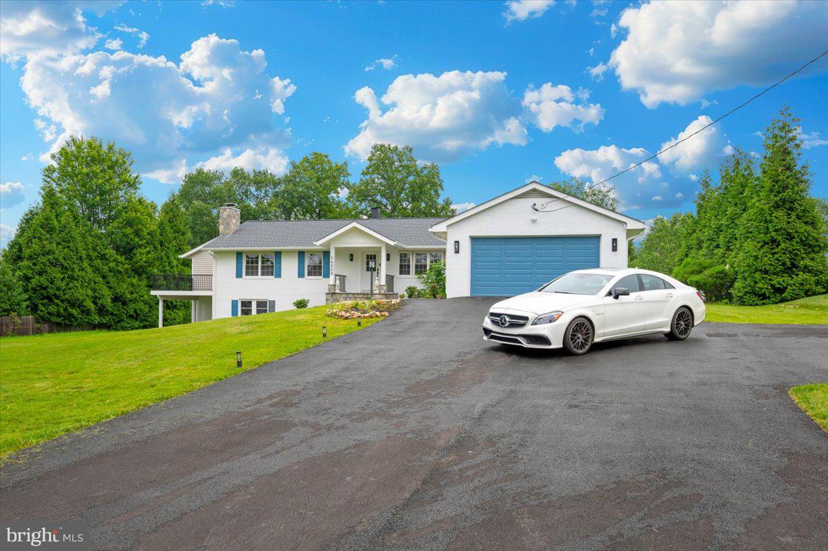 PT ROCKVILLE OUT RES. 3 - Residential