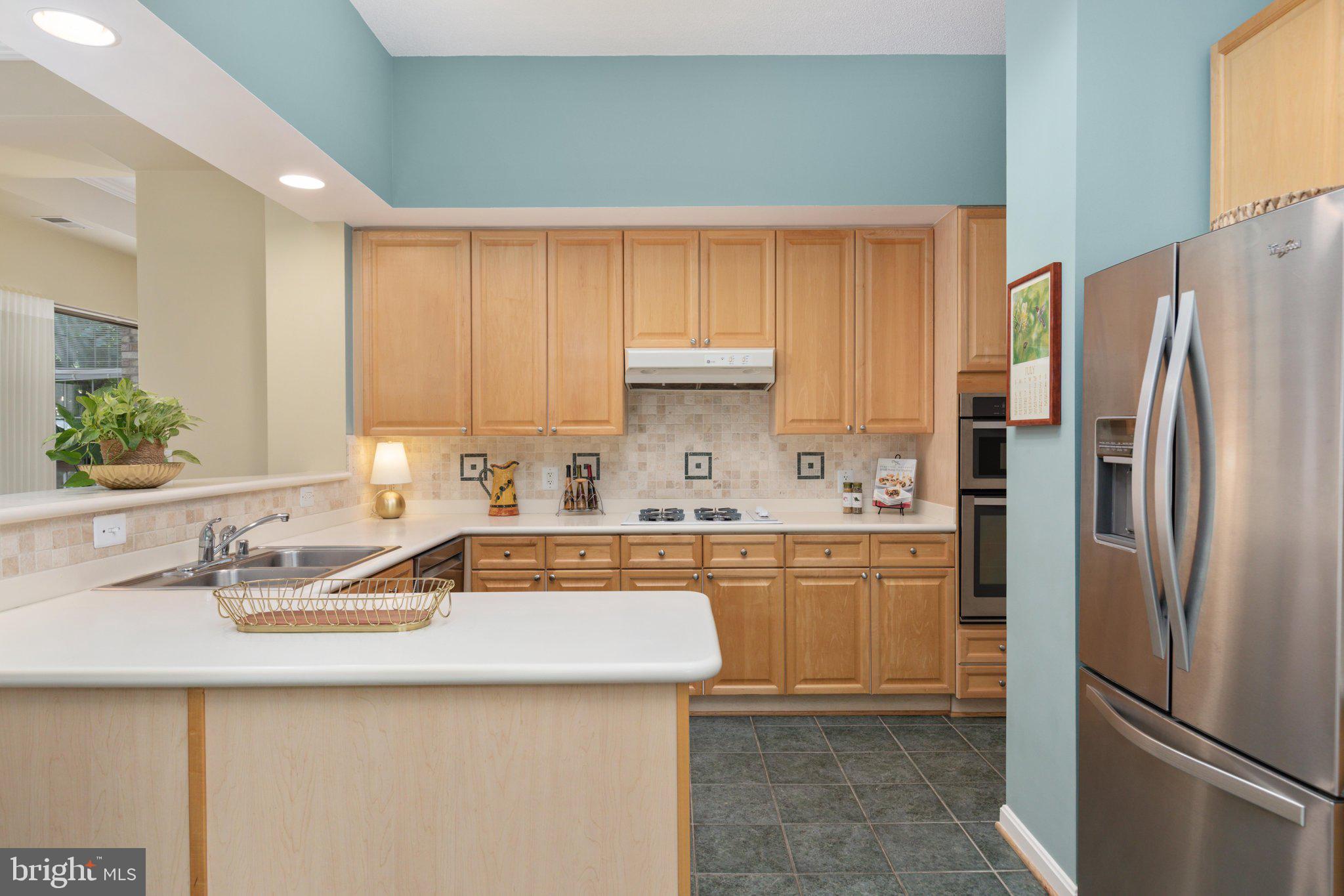 LANSDOWNE WOODS - Residential