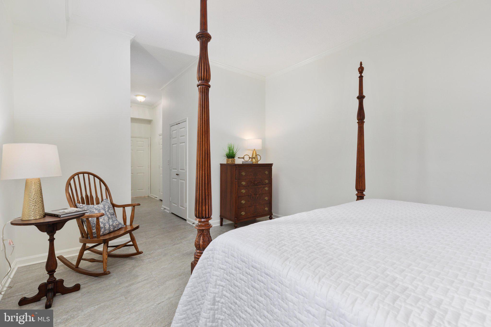 LANSDOWNE WOODS - Residential