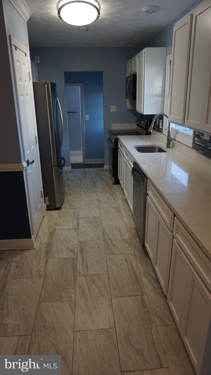 DEALE BEACH - Residential