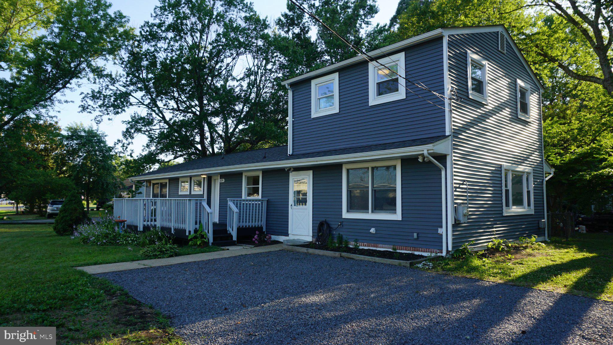 DEALE BEACH - Residential