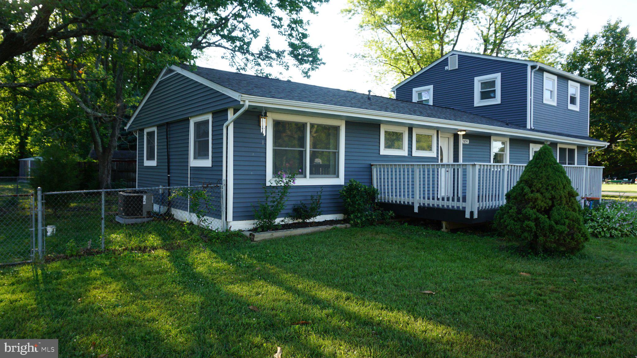 DEALE BEACH - Residential