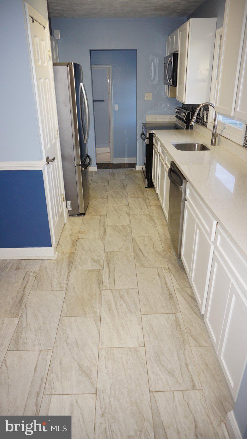 DEALE BEACH - Residential