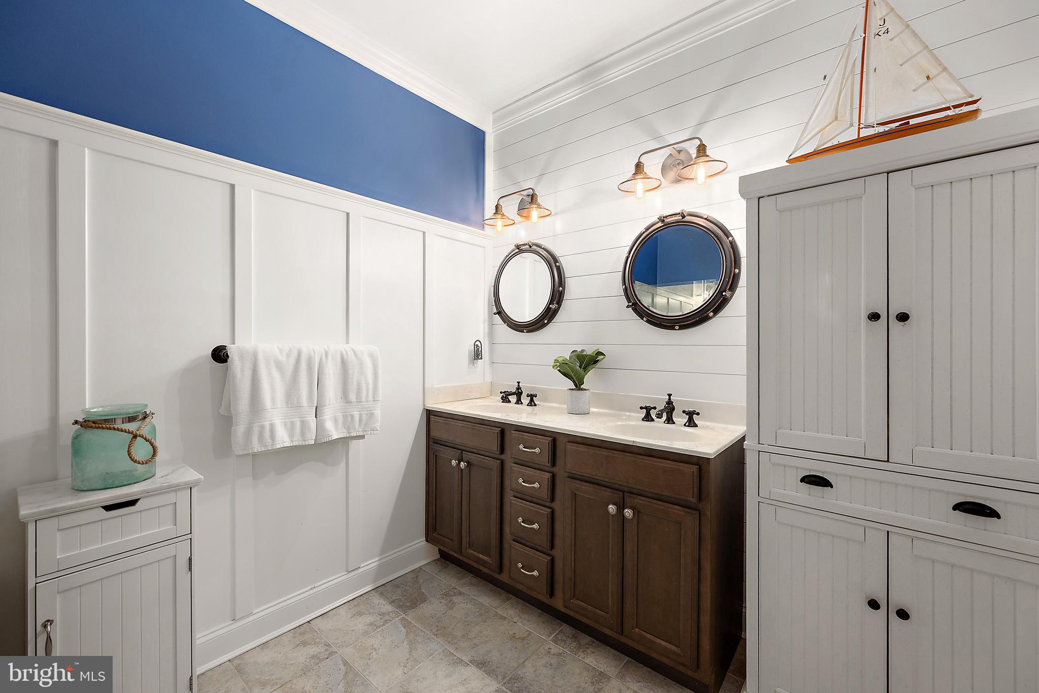 BAYSIDE - Residential
