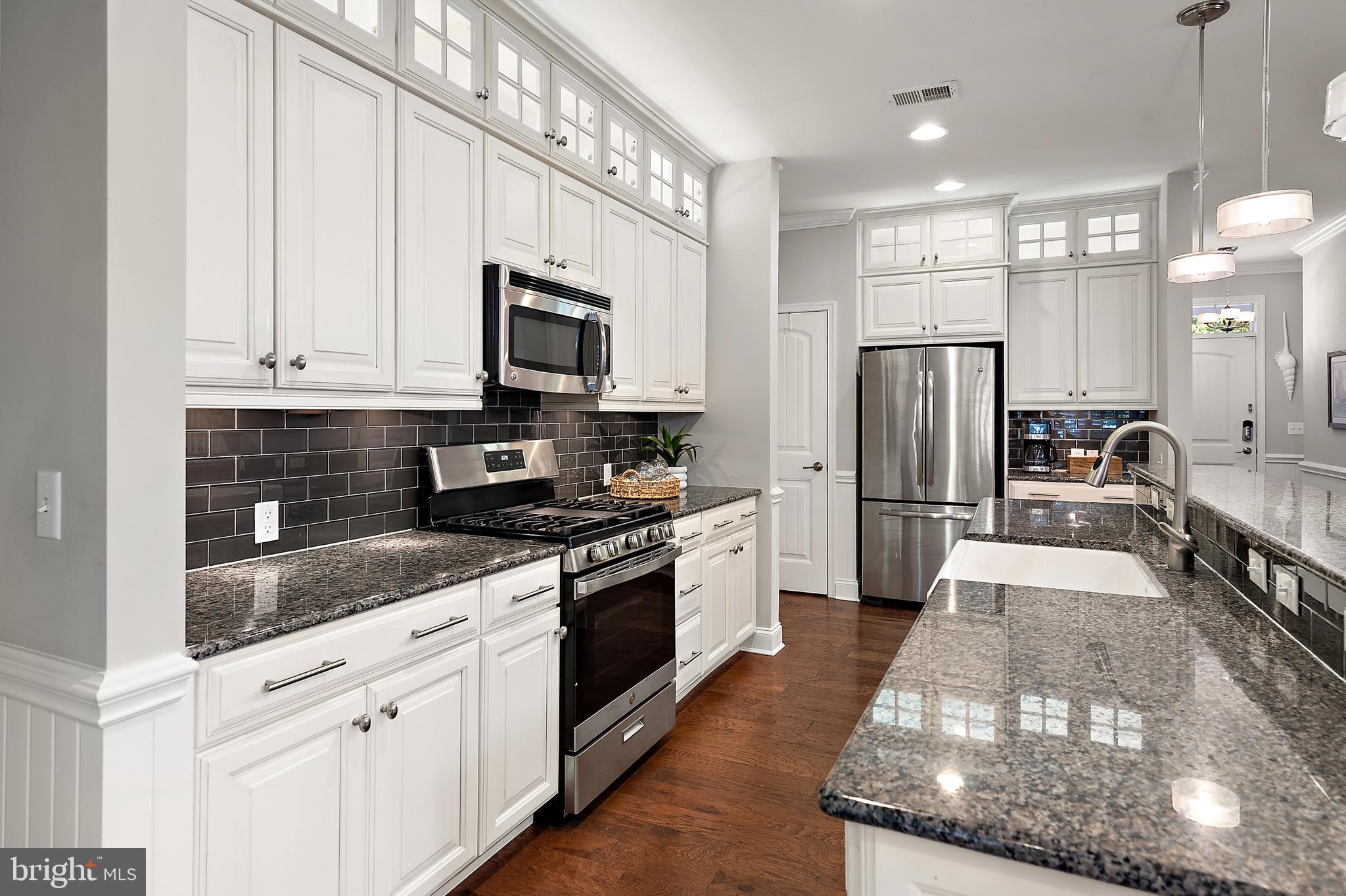 BAYSIDE - Residential