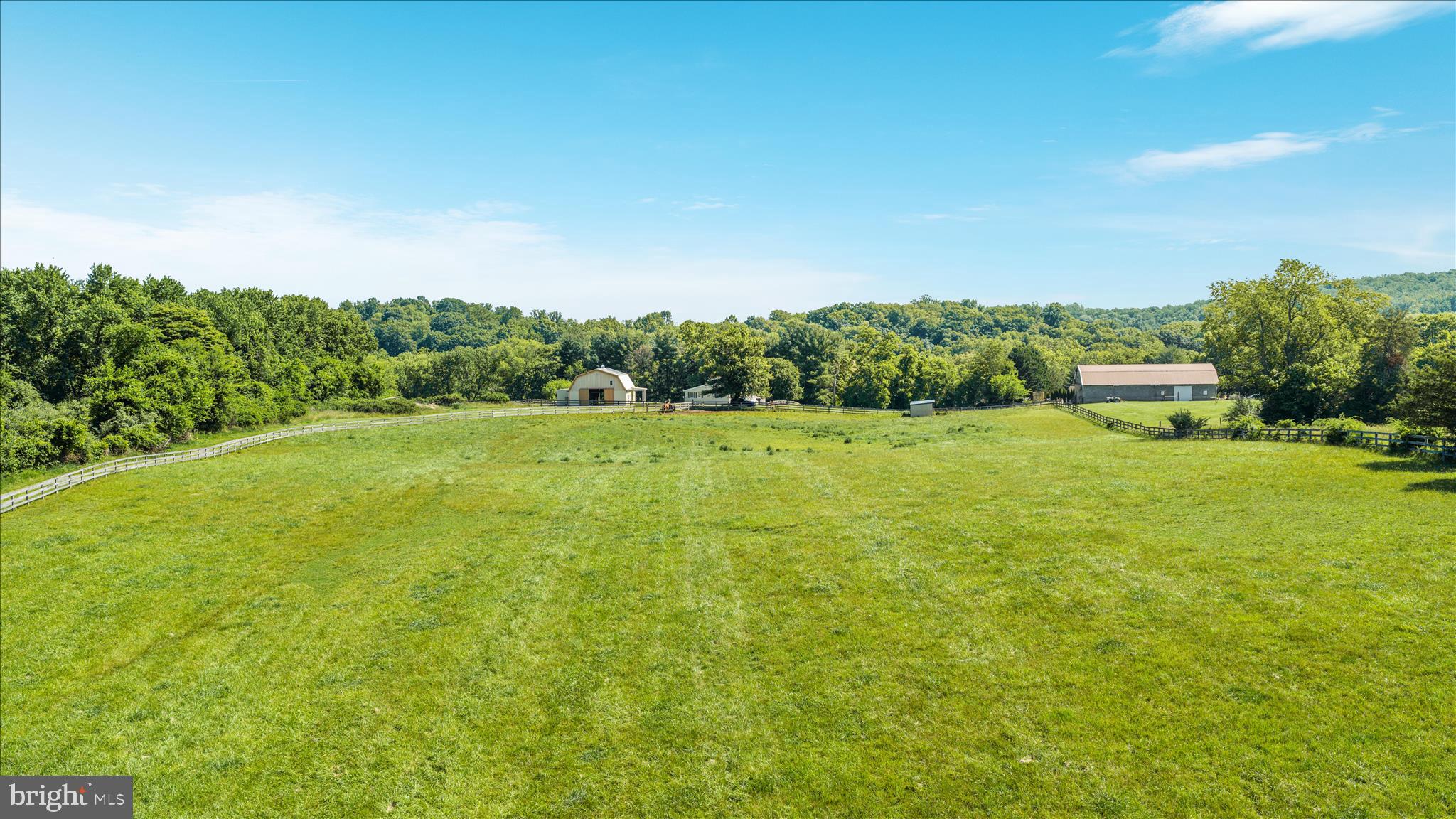 AVON BEND - Farm