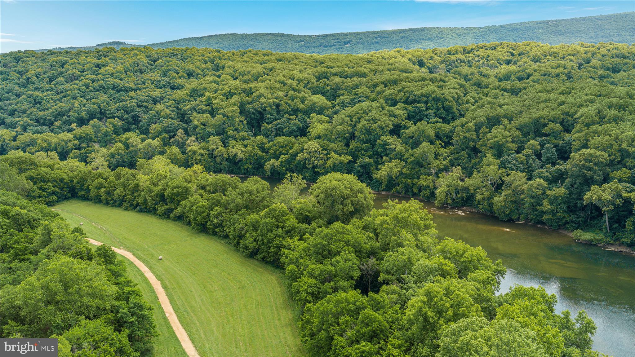 AVON BEND - Farm