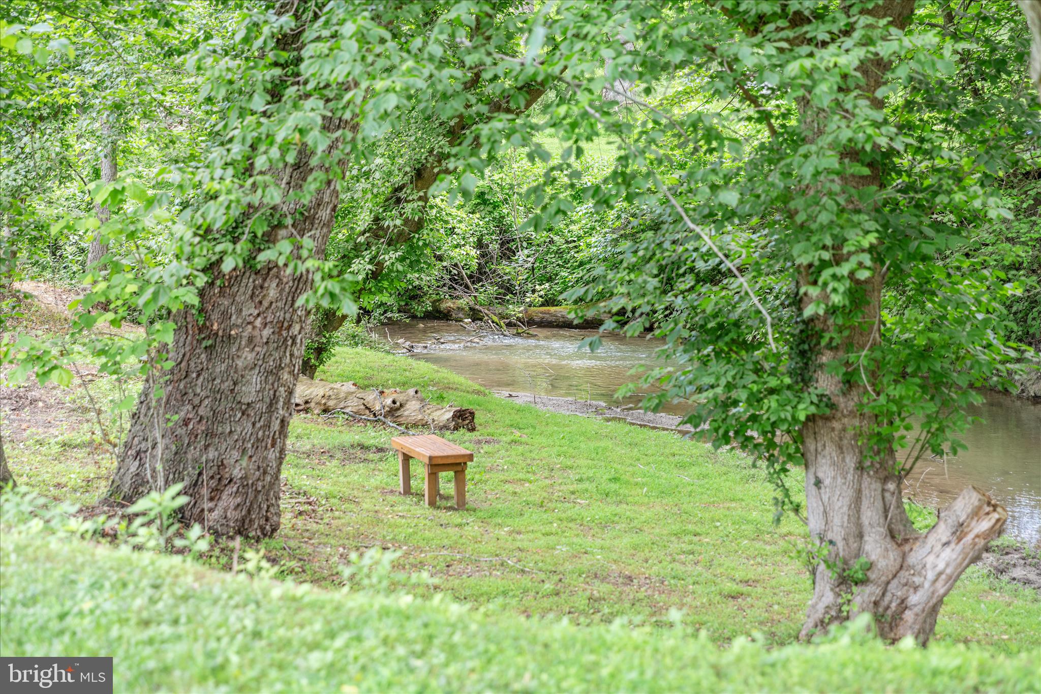 AVON BEND - Farm