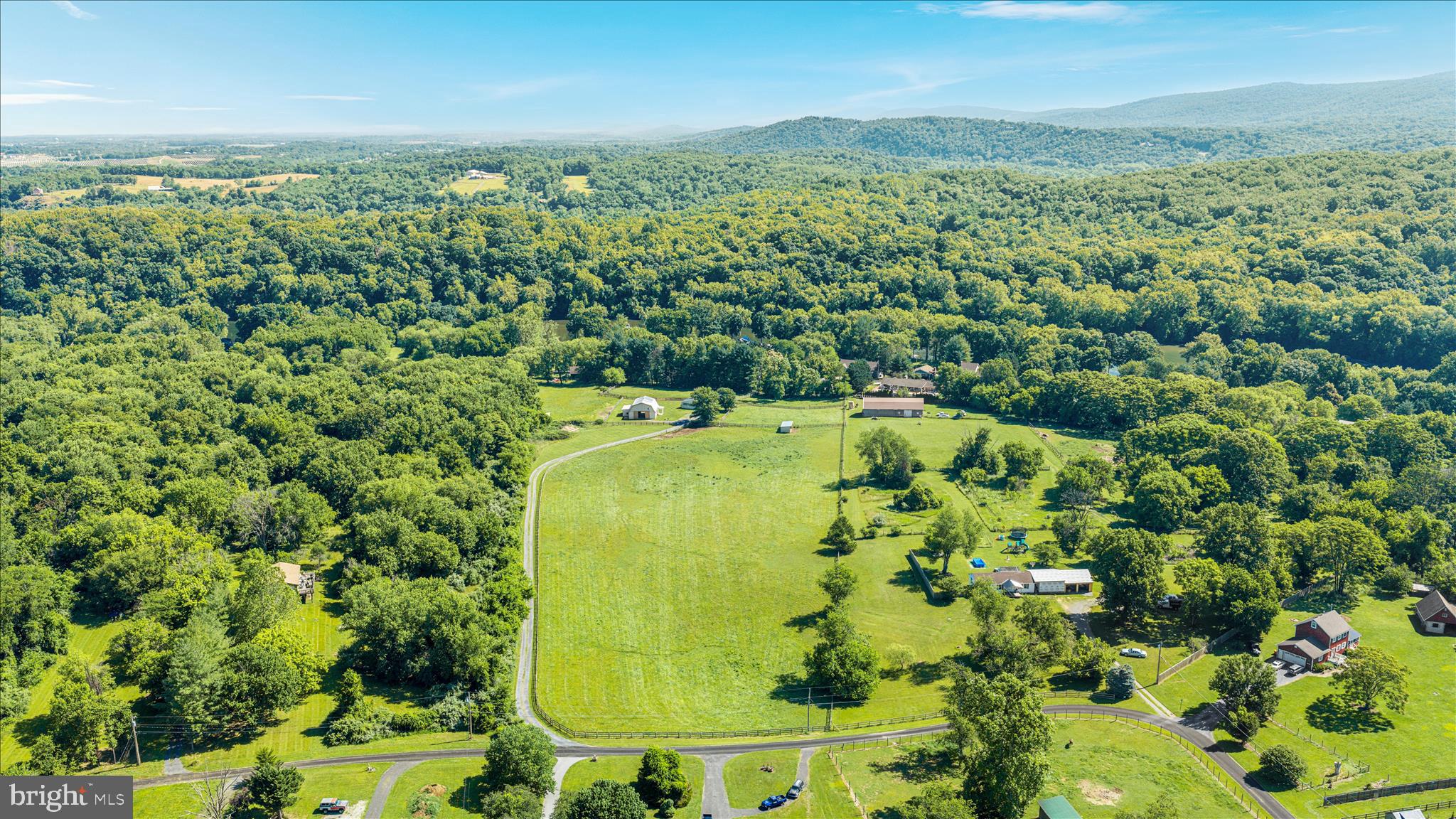 AVON BEND - Farm