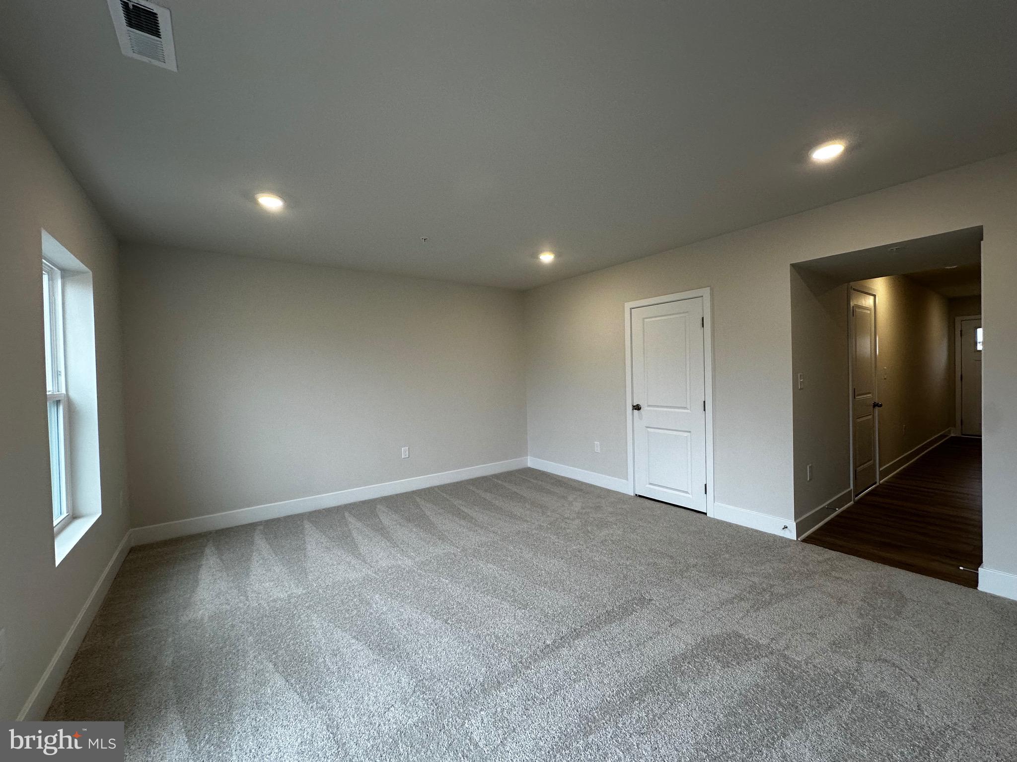 ST CHARLES - Residential