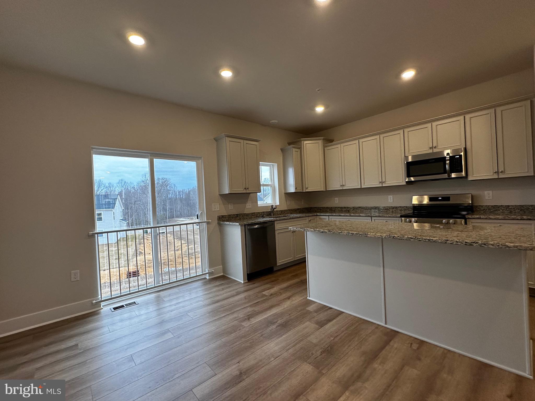 ST CHARLES - Residential