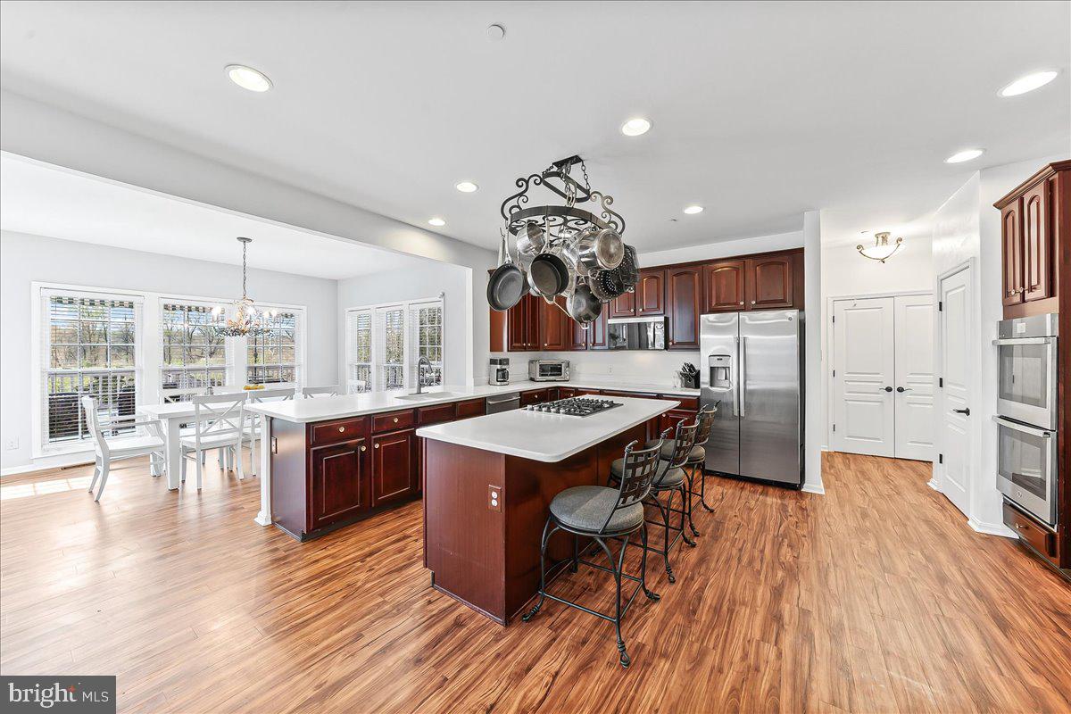 PICKERING GLEN - Residential