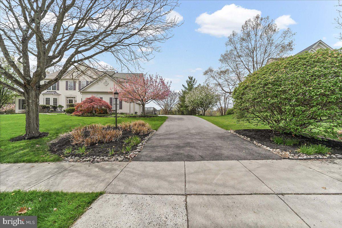 PICKERING GLEN - Residential