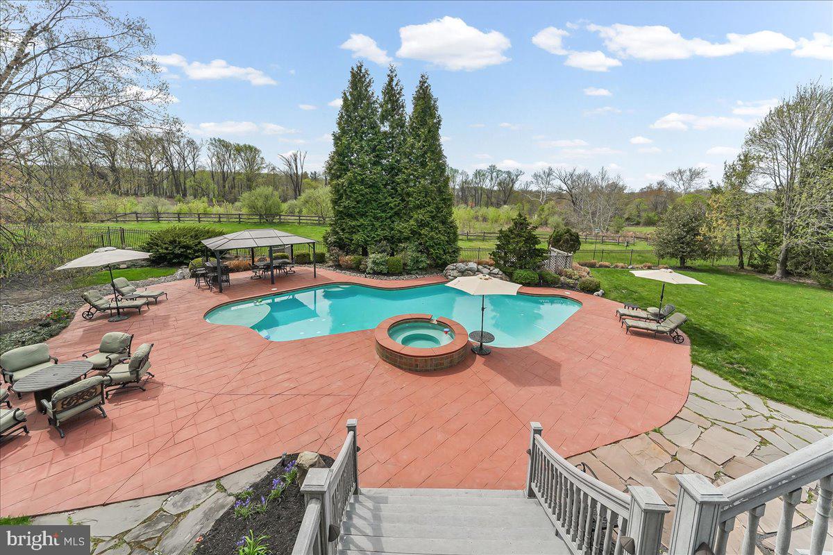 PICKERING GLEN - Residential