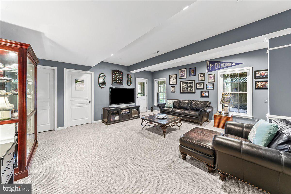 PICKERING GLEN - Residential