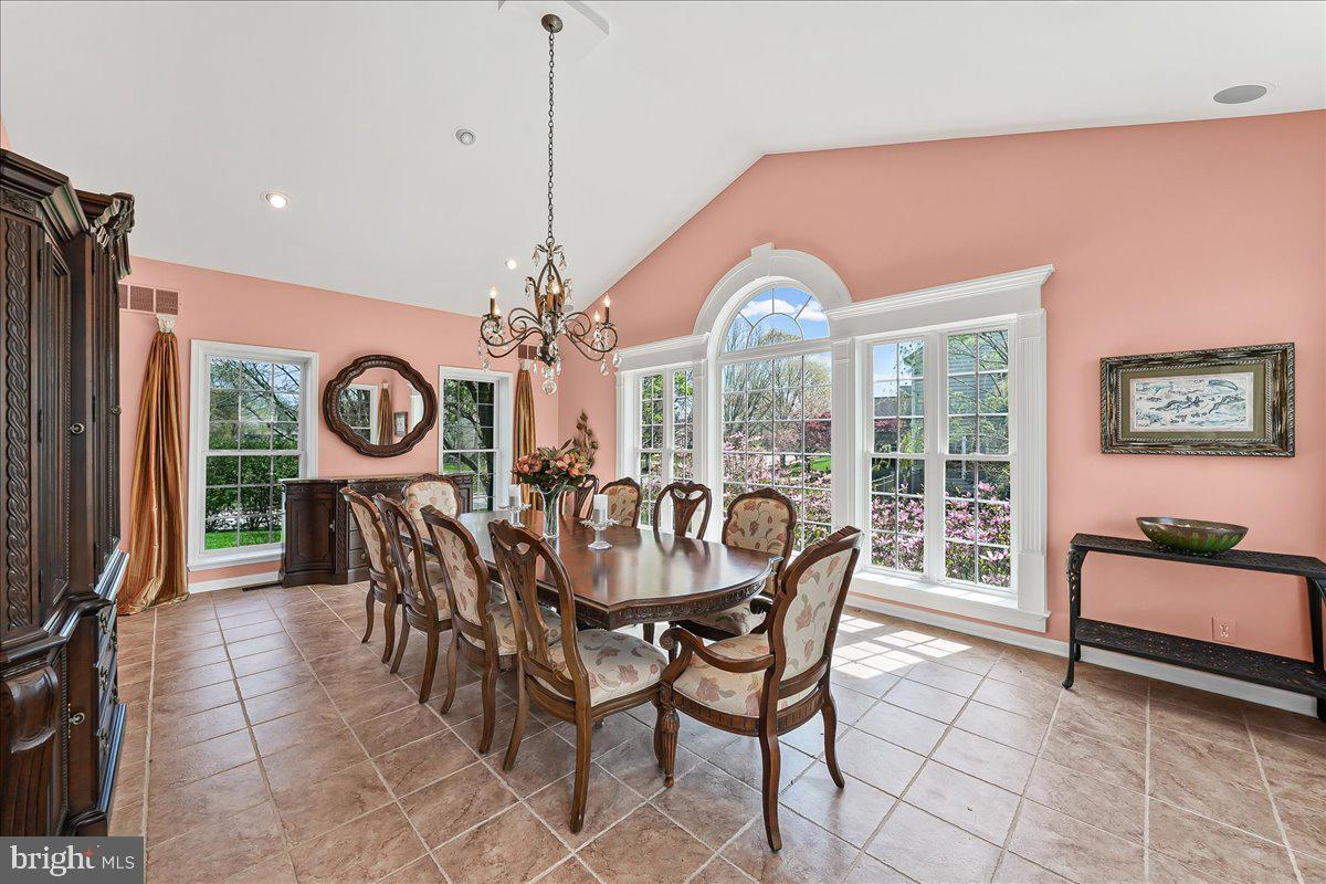 PICKERING GLEN - Residential