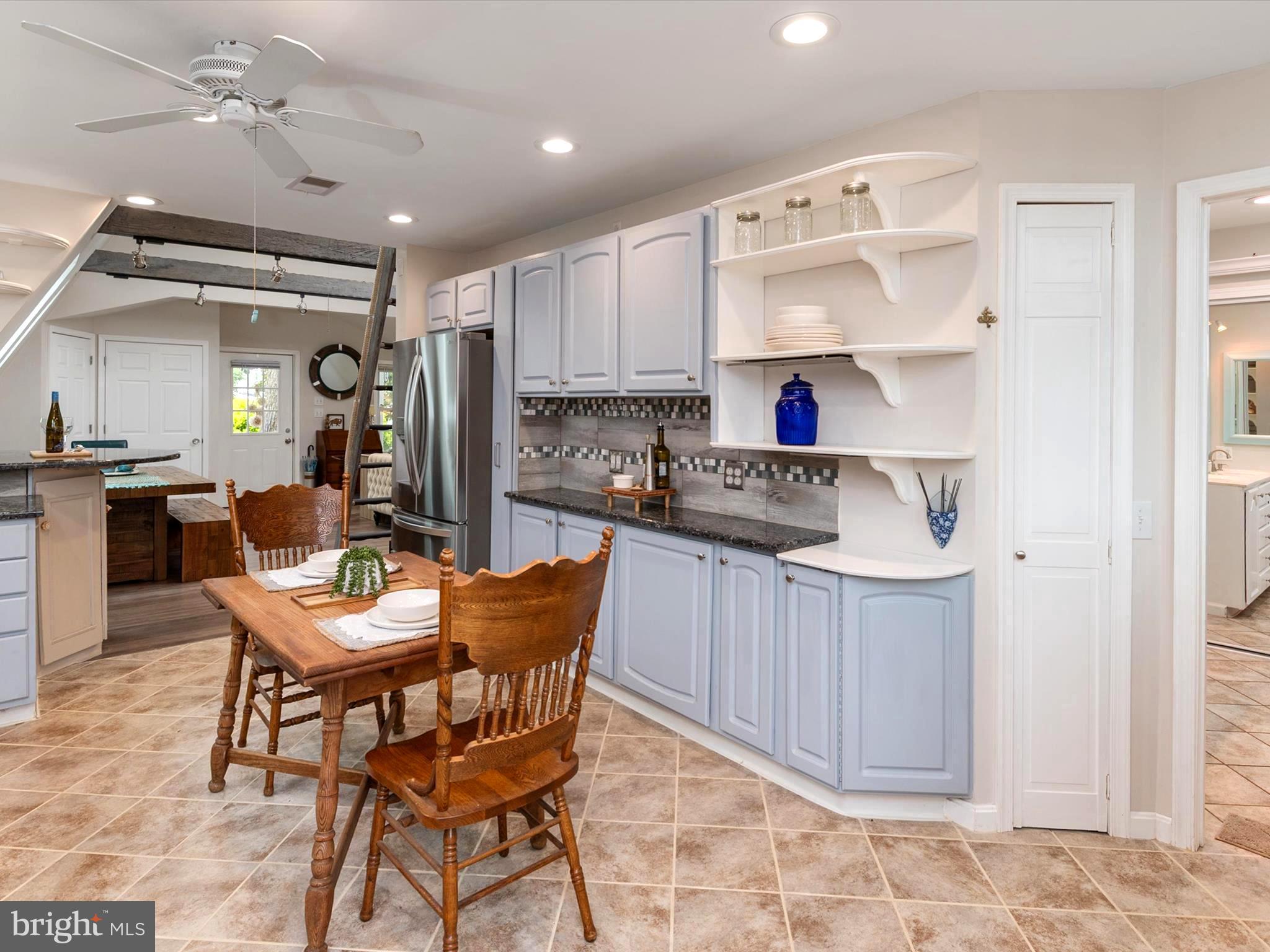 SELBY ON THE BAY - Residential