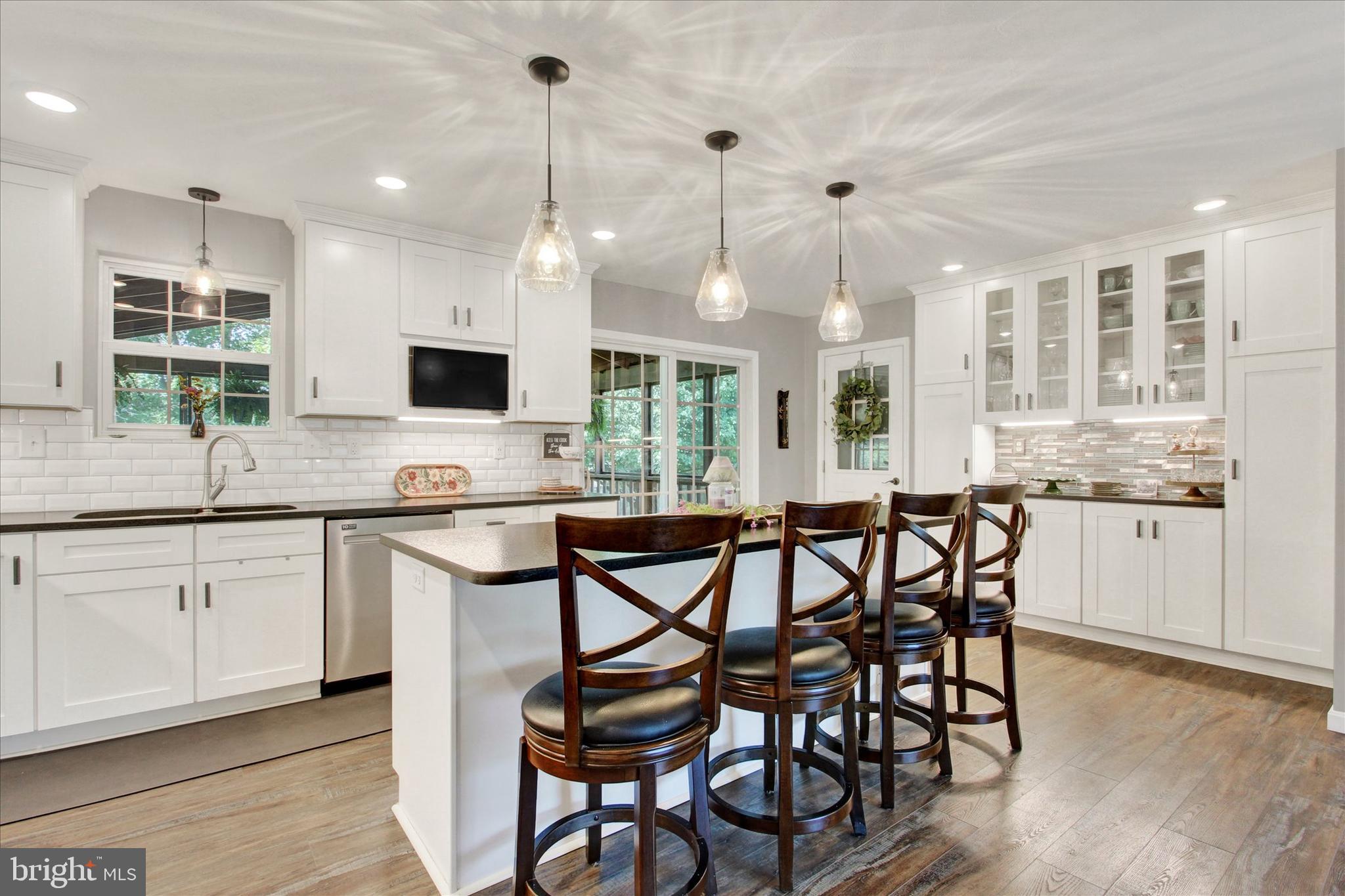 HALL ESTATES - Residential