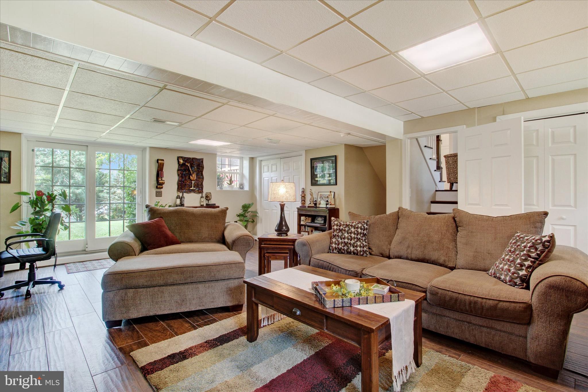 HALL ESTATES - Residential