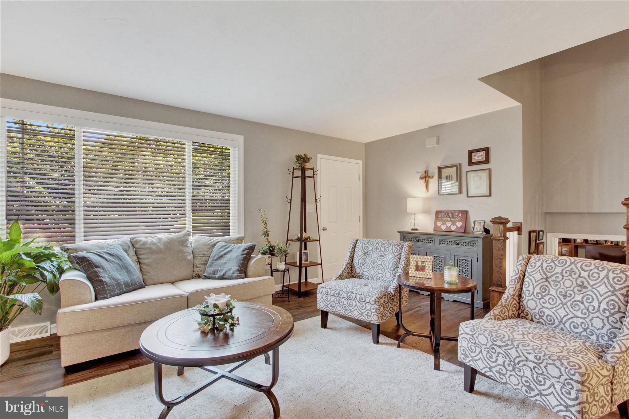 HALL ESTATES - Residential