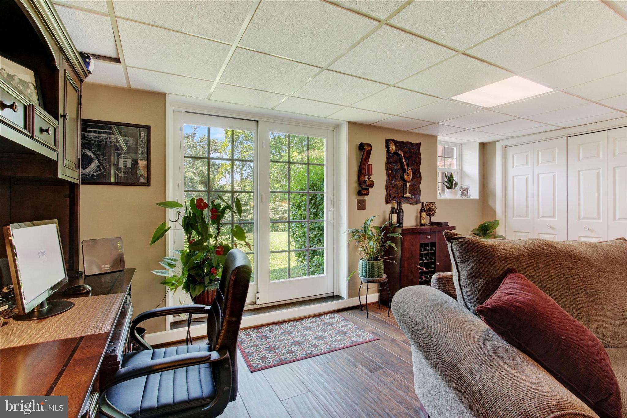 HALL ESTATES - Residential