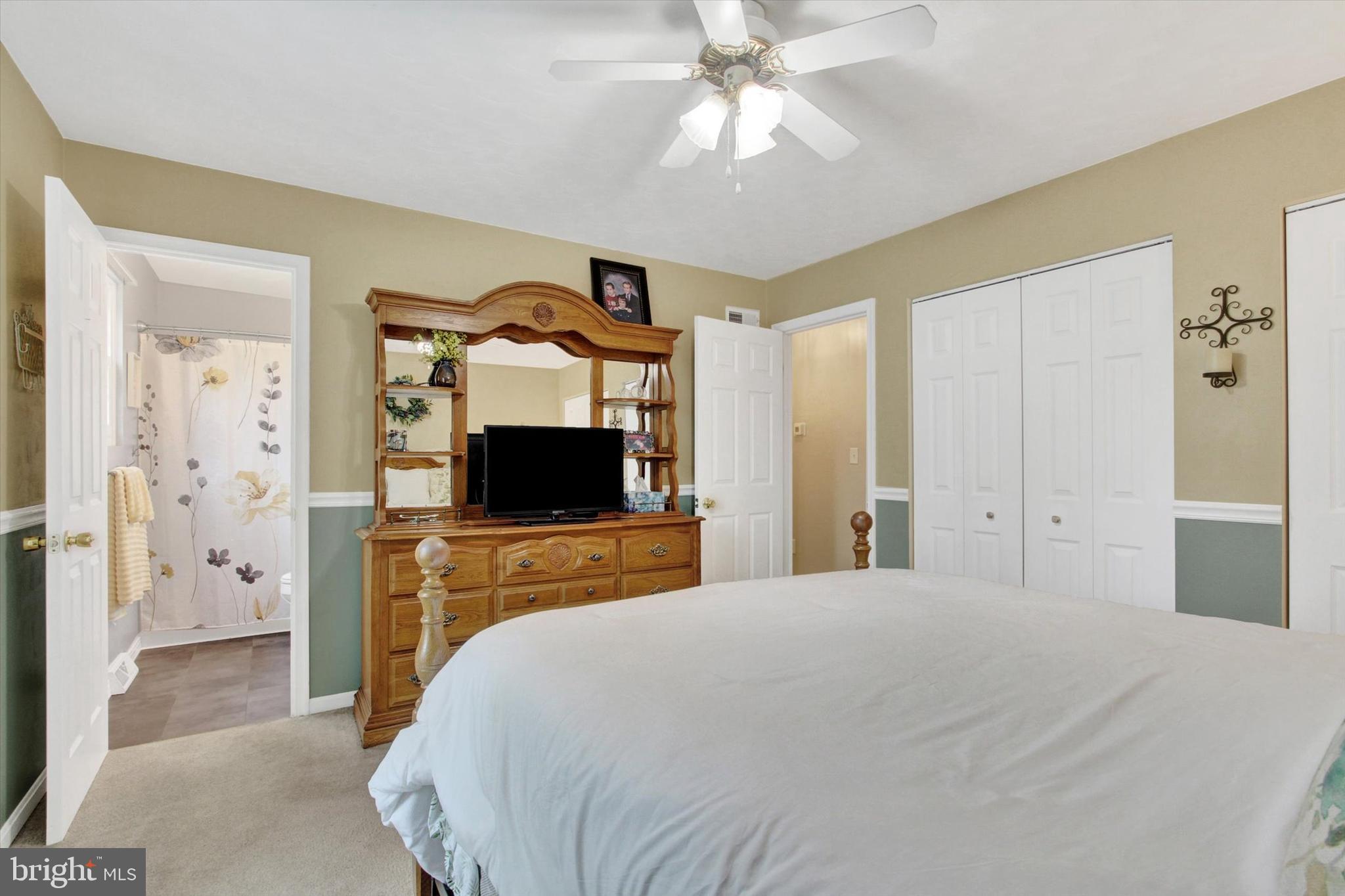 HALL ESTATES - Residential