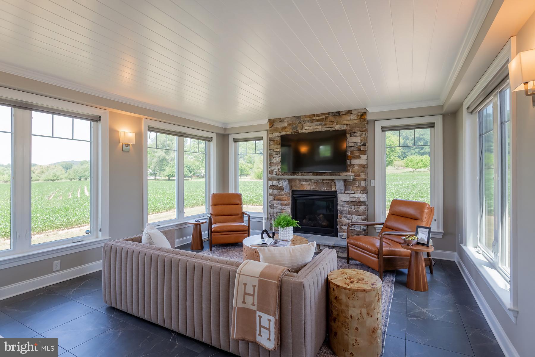 BROOKLAWN - Residential