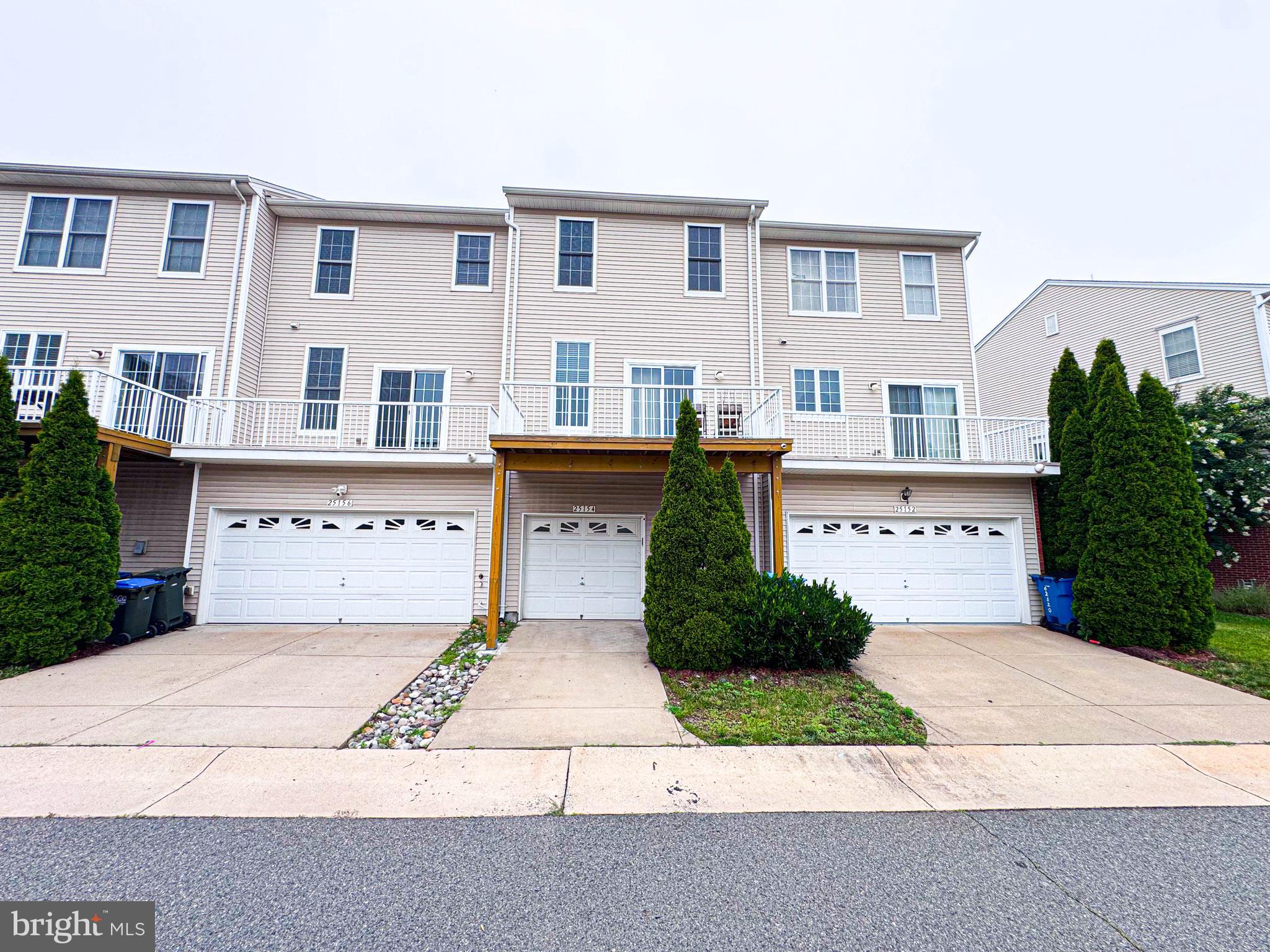 AMBERLEA AT SOUTH RIDING - Residential