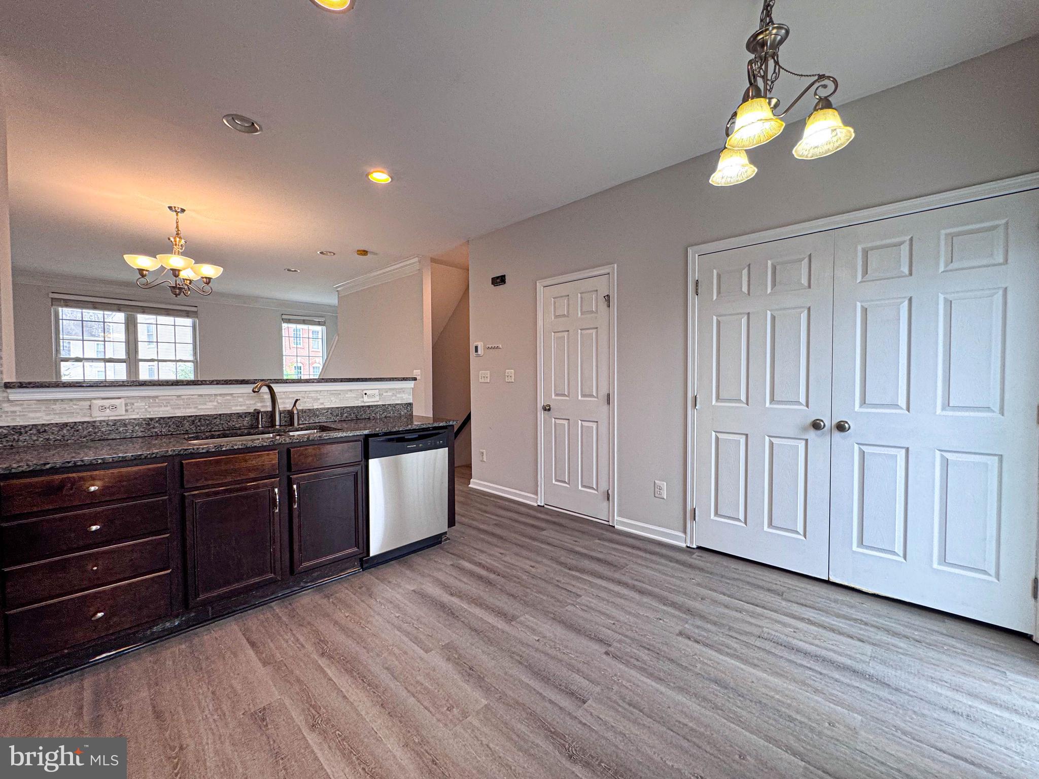 AMBERLEA AT SOUTH RIDING - Residential