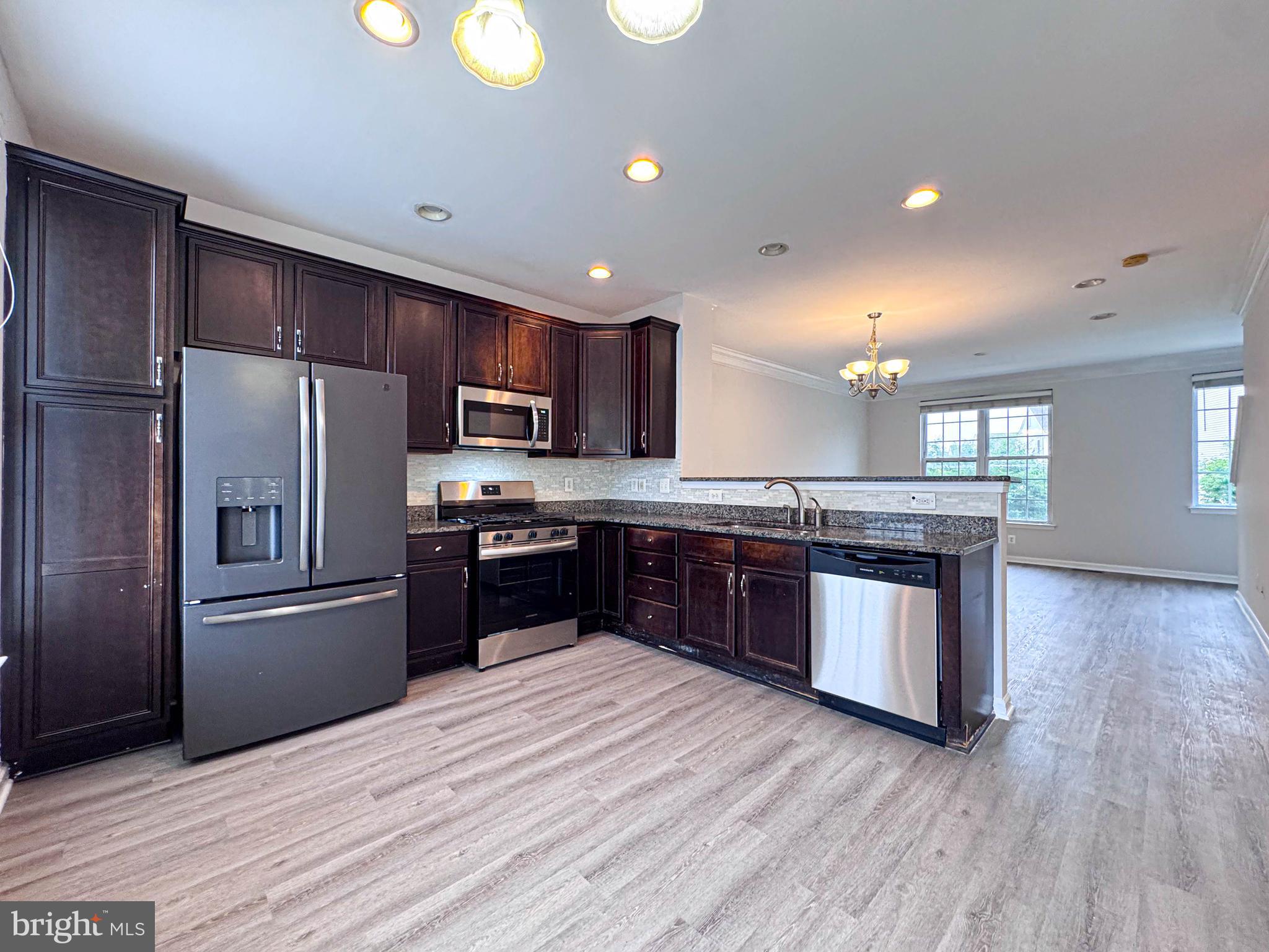 AMBERLEA AT SOUTH RIDING - Residential