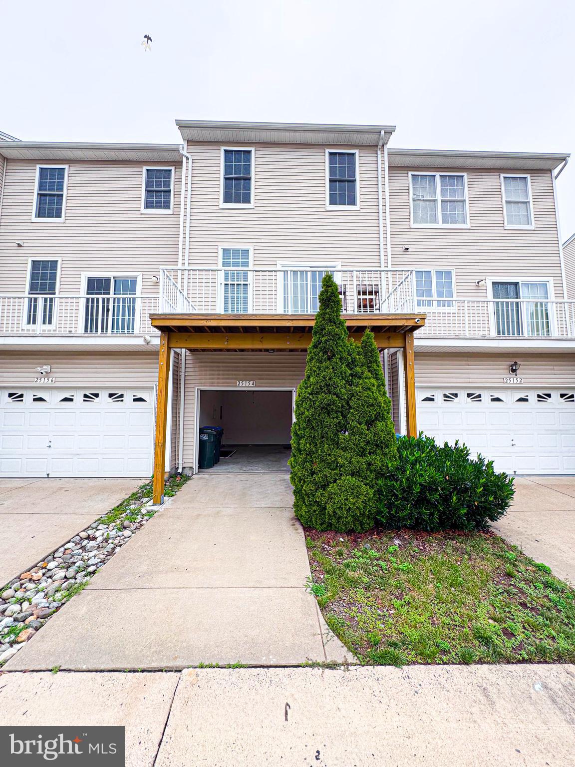 AMBERLEA AT SOUTH RIDING - Residential