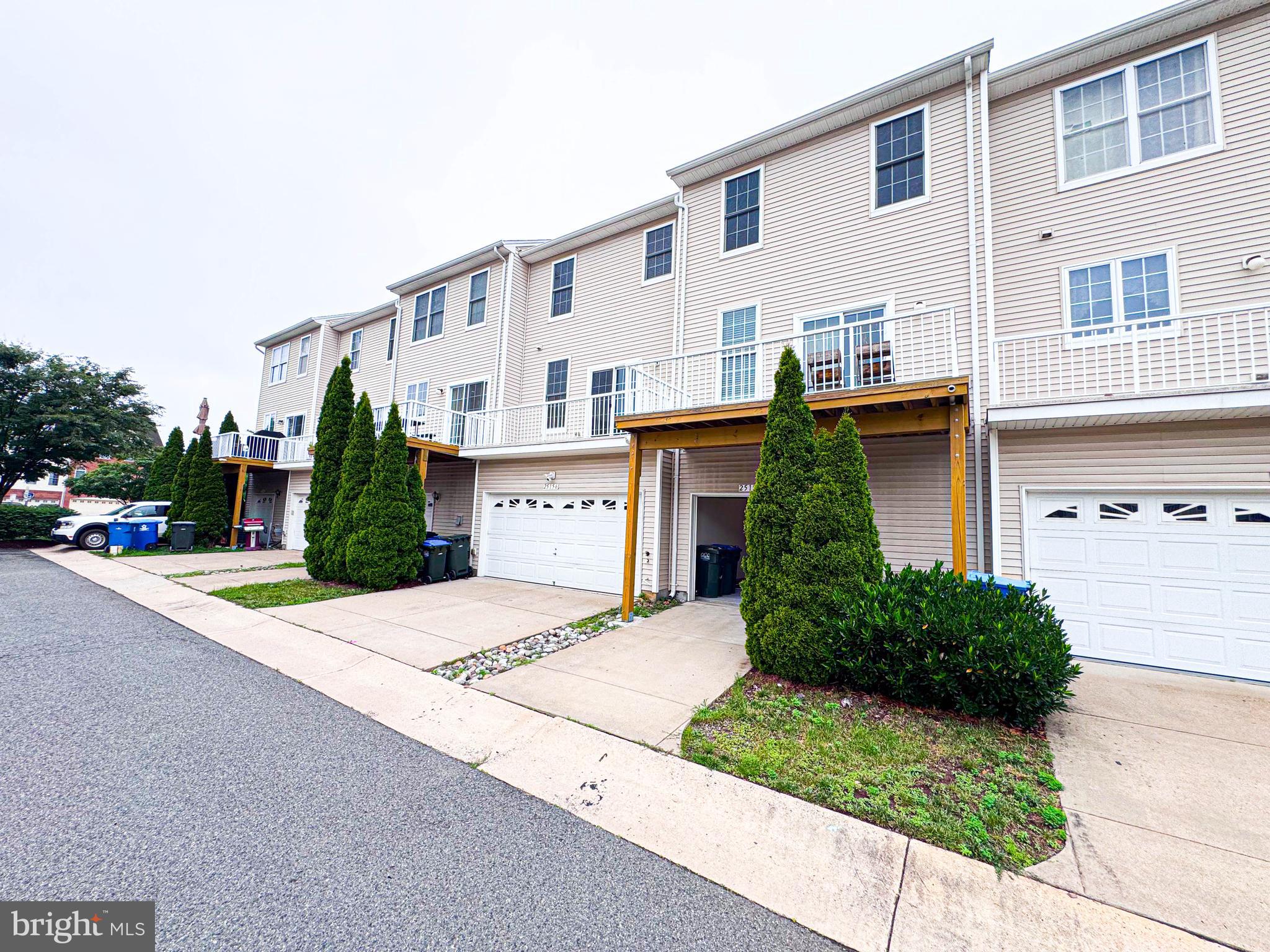 AMBERLEA AT SOUTH RIDING - Residential