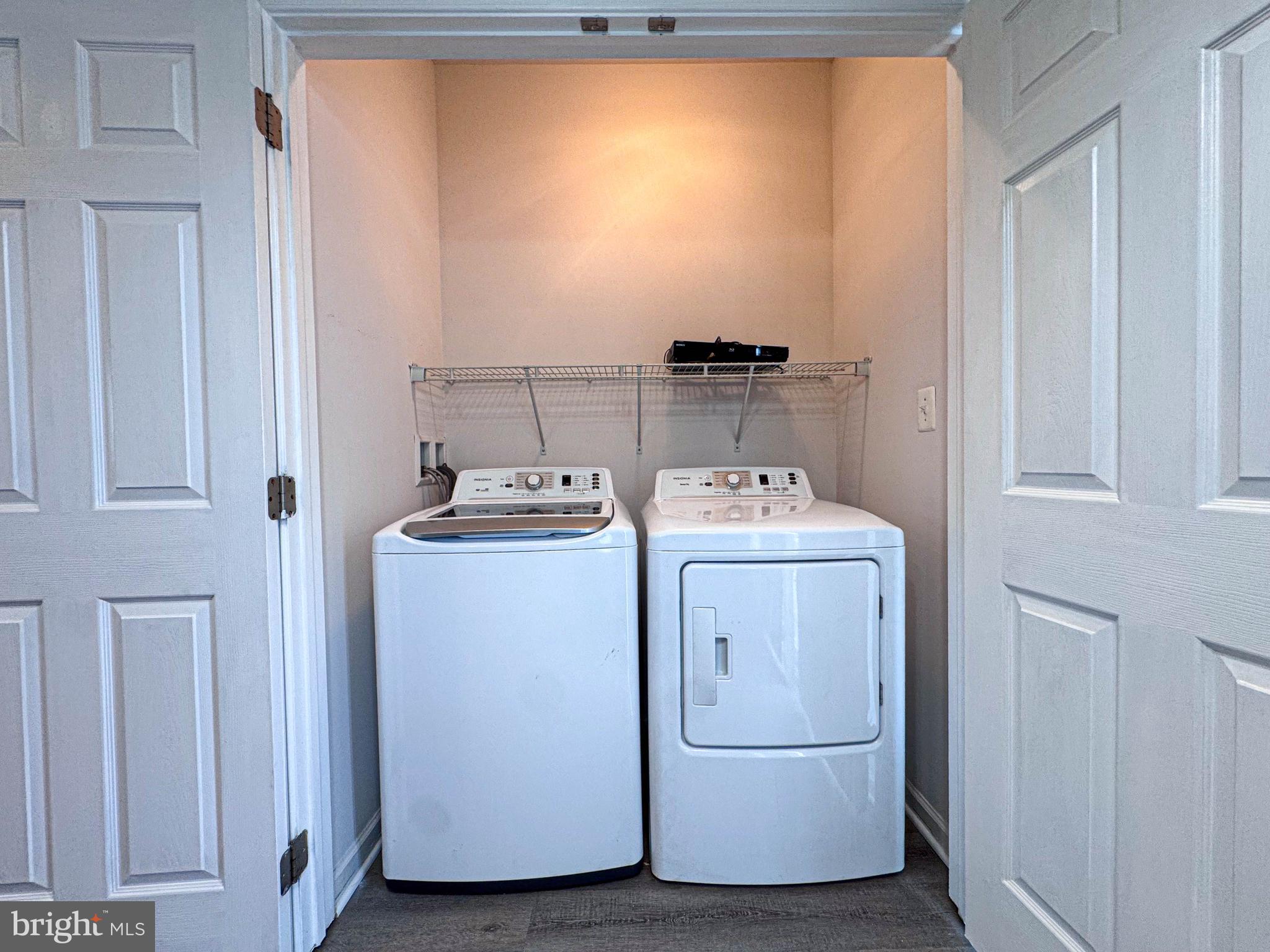 AMBERLEA AT SOUTH RIDING - Residential